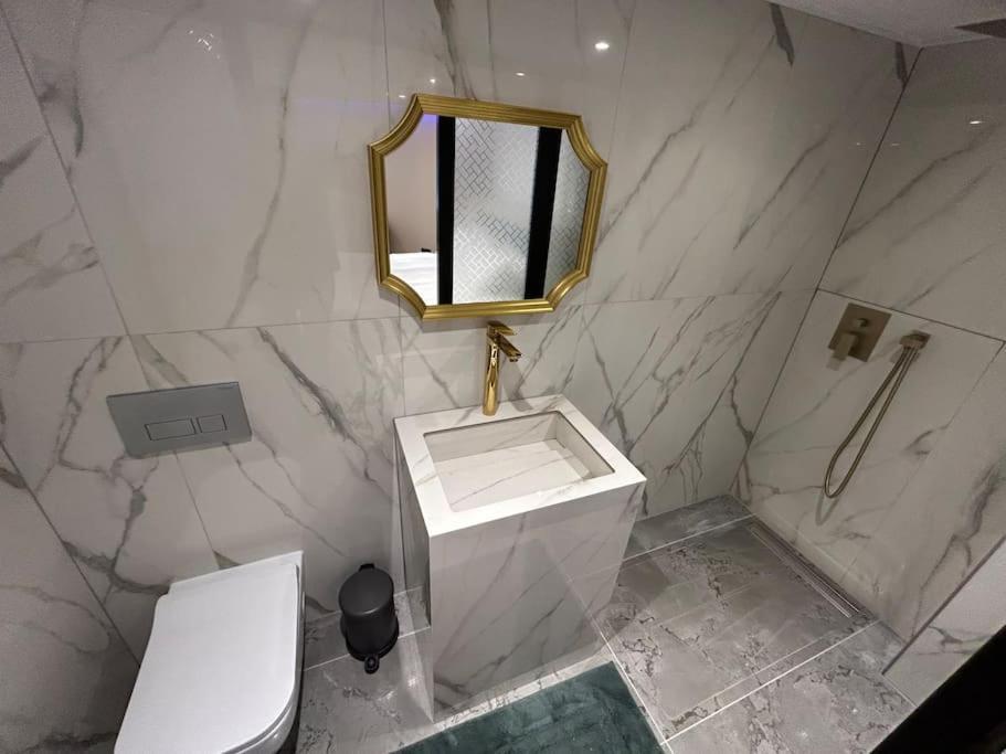 Apartment The Luxurious Hideaway Liverpool