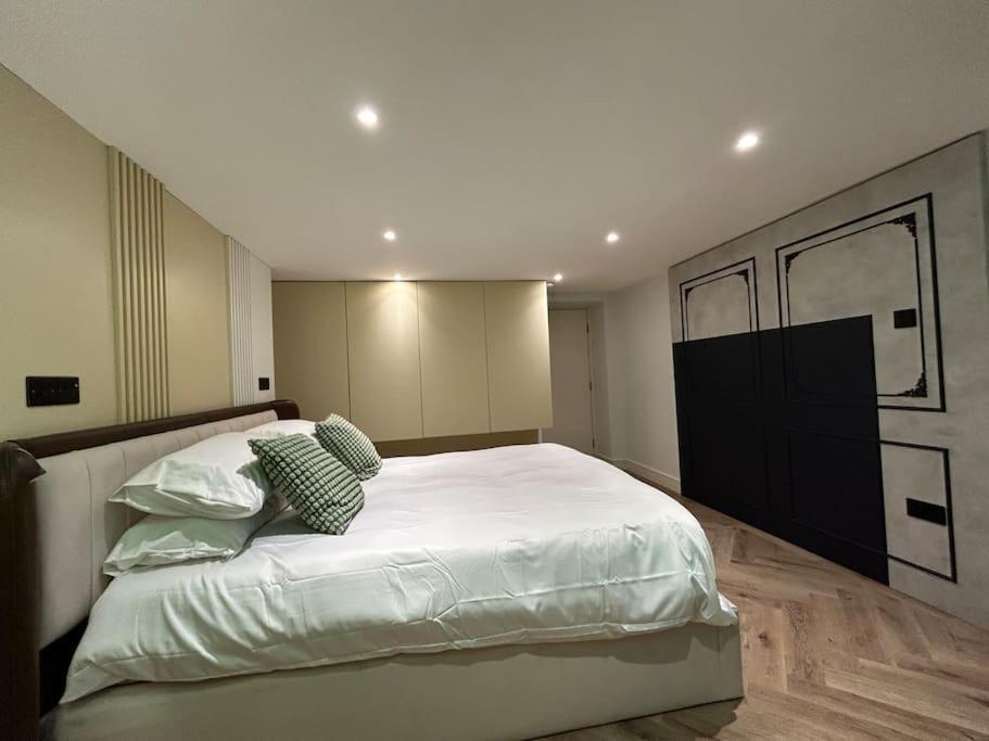 The Luxurious Hideaway * Liverpool