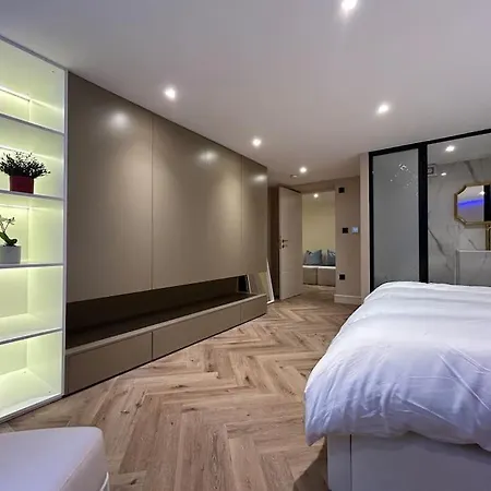 Апартаменты The Luxurious Hideaway Ливерпуль Экстерьер фото